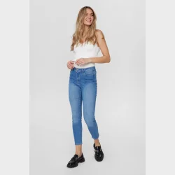 NuSidney Cropped Jeans