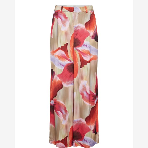 Numaria Pants Short