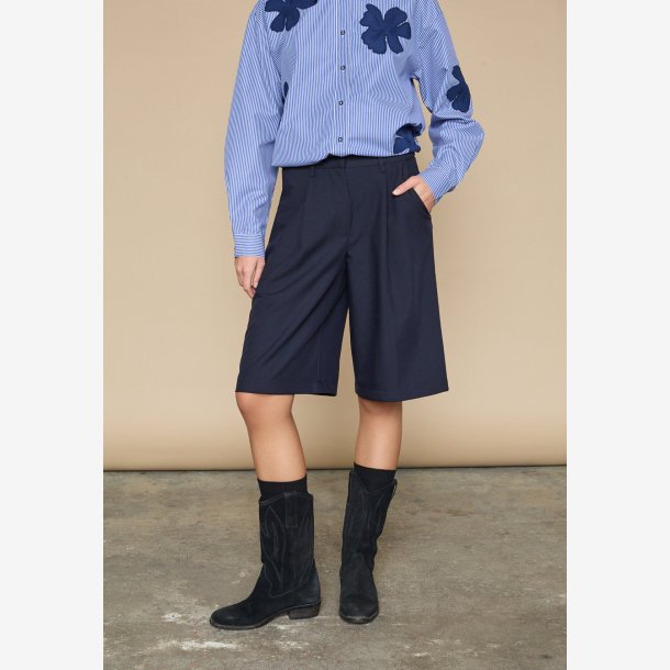 Love &amp; Divine shorts love1297