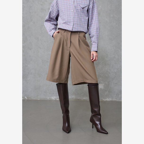 Love &amp; Divine shorts love1297