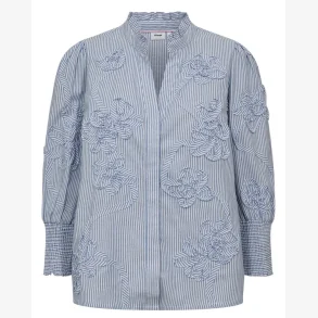 NuEmelia Shirt