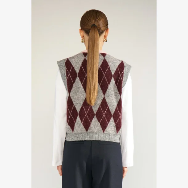 NuTikla Vest