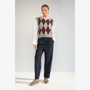 NuTikla Vest