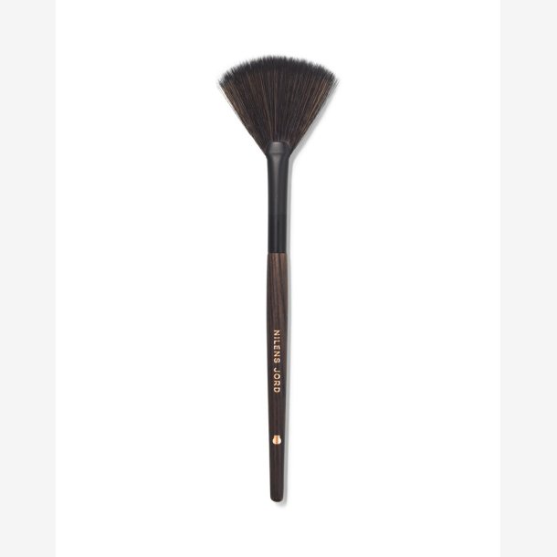 Pure Collection Fan Brush