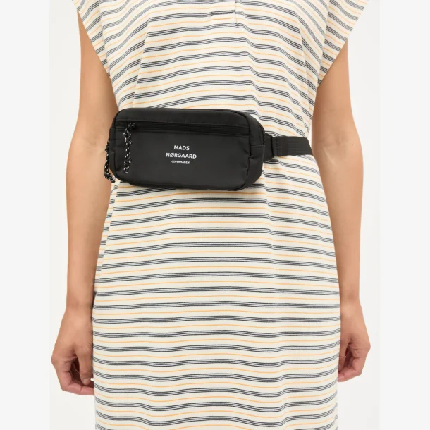 Tian Coa Bumbag - Black